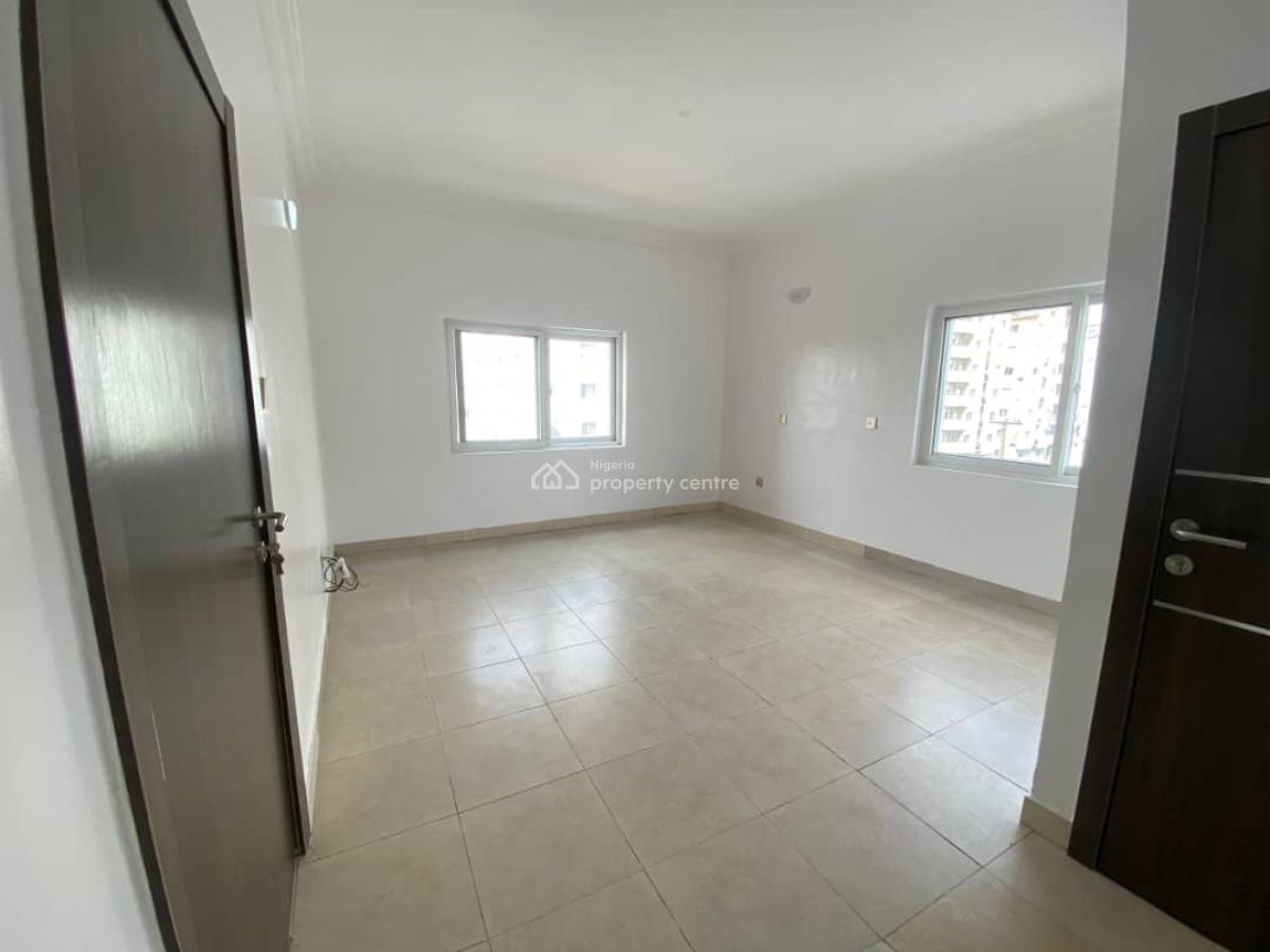 Nice 3 Bedroom Flat, Prime Waters Estate, Ikate, Lekki, Lagos, Flat / Apartment for Rent