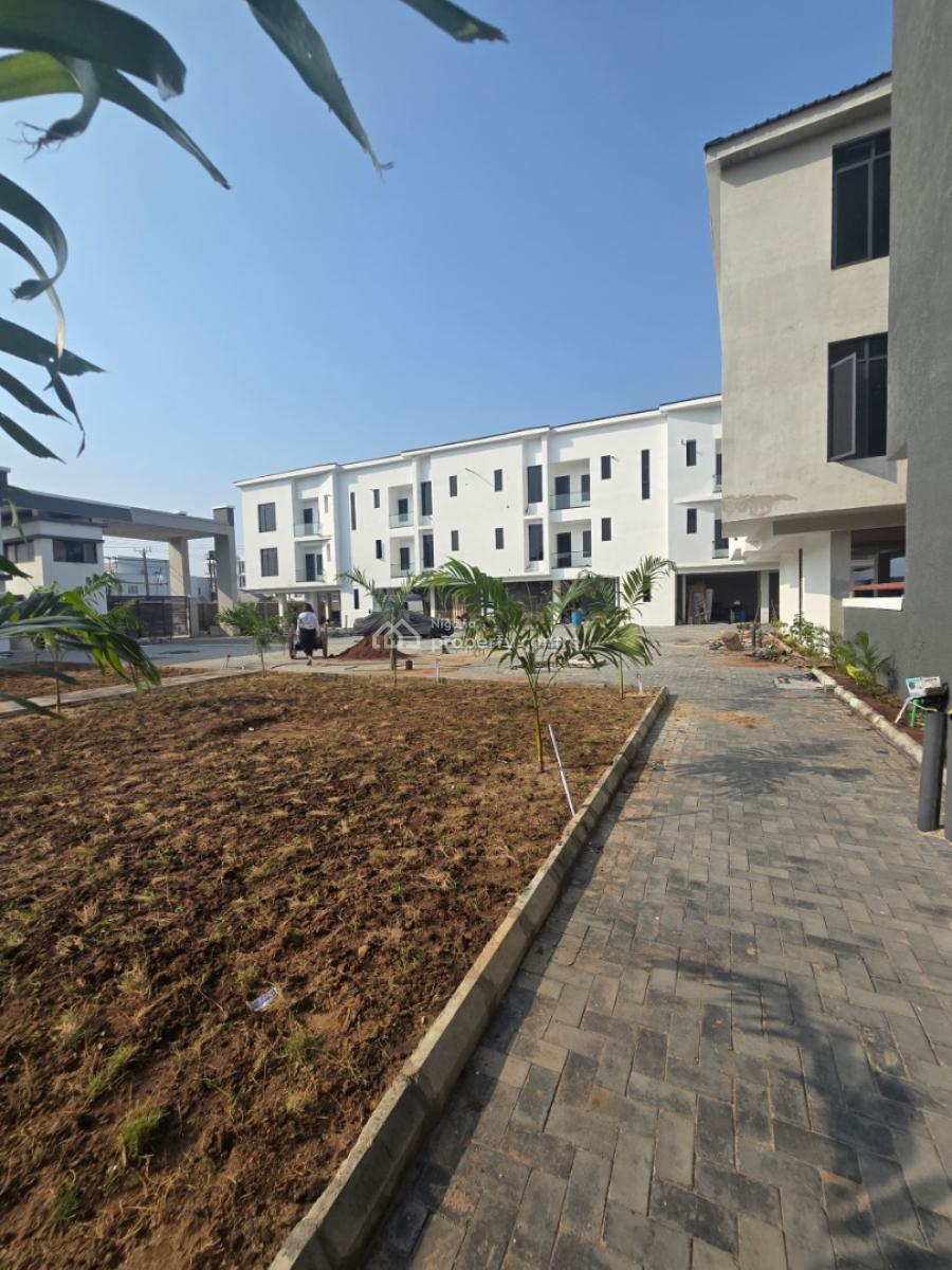 Luxury Designed Serviced 2 Bedroom Flat, Off Freedom Way, Lekki Phase 1, Lekki, Lagos, Flat / Apartment for Sale