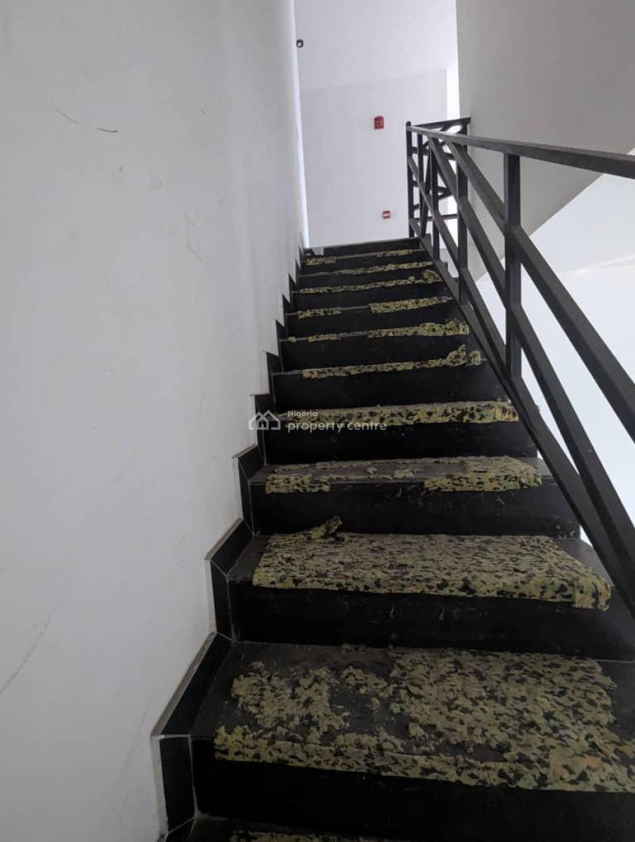 Lovely 4 Bedroom Maisonette with a Room Boys Quarter, Ologolo, Lekki, Lagos, Flat / Apartment for Rent