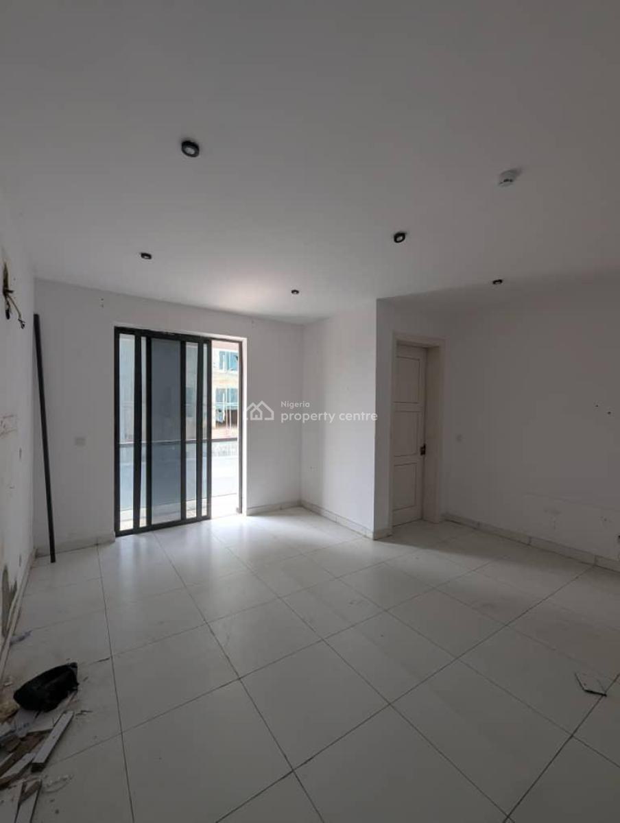 Lovely 4 Bedroom Maisonette with a Room Boys Quarter, Ologolo, Lekki, Lagos, Flat / Apartment for Rent