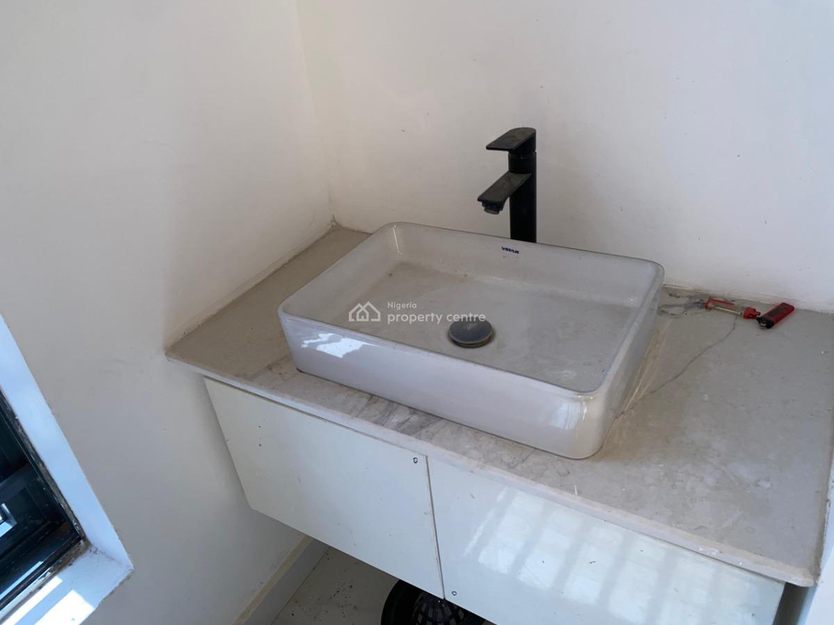 2 Bedroom Apartment, Maitama District, Abuja, Flat / Apartment for Rent