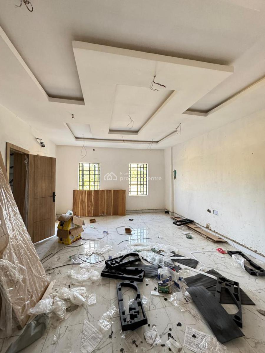 Nicely Built 2 Bedroom Apartment in a Lovely Location, Yaba, Lagos, Flat / Apartment for Sale