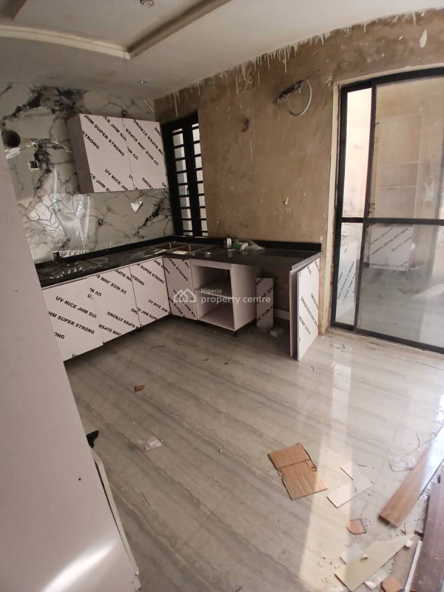 a Distressed 2 Bedroom Flat on The Upper Floor, Ologolo,lekki Lagos, Ologolo, Lekki, Lagos, Flat / Apartment for Sale