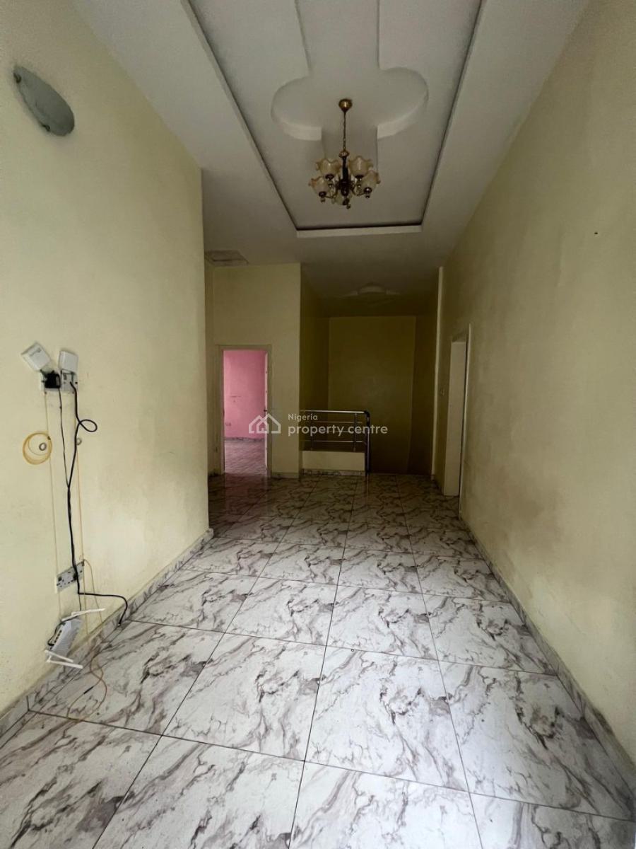a Self Serviced 4 Bedroom Semi Detached Duplex with Bq (back Unit), White Oak Estate, Ologolo Lekki Lagos, Ologolo, Lekki, Lagos, Semi-detached Duplex for Rent