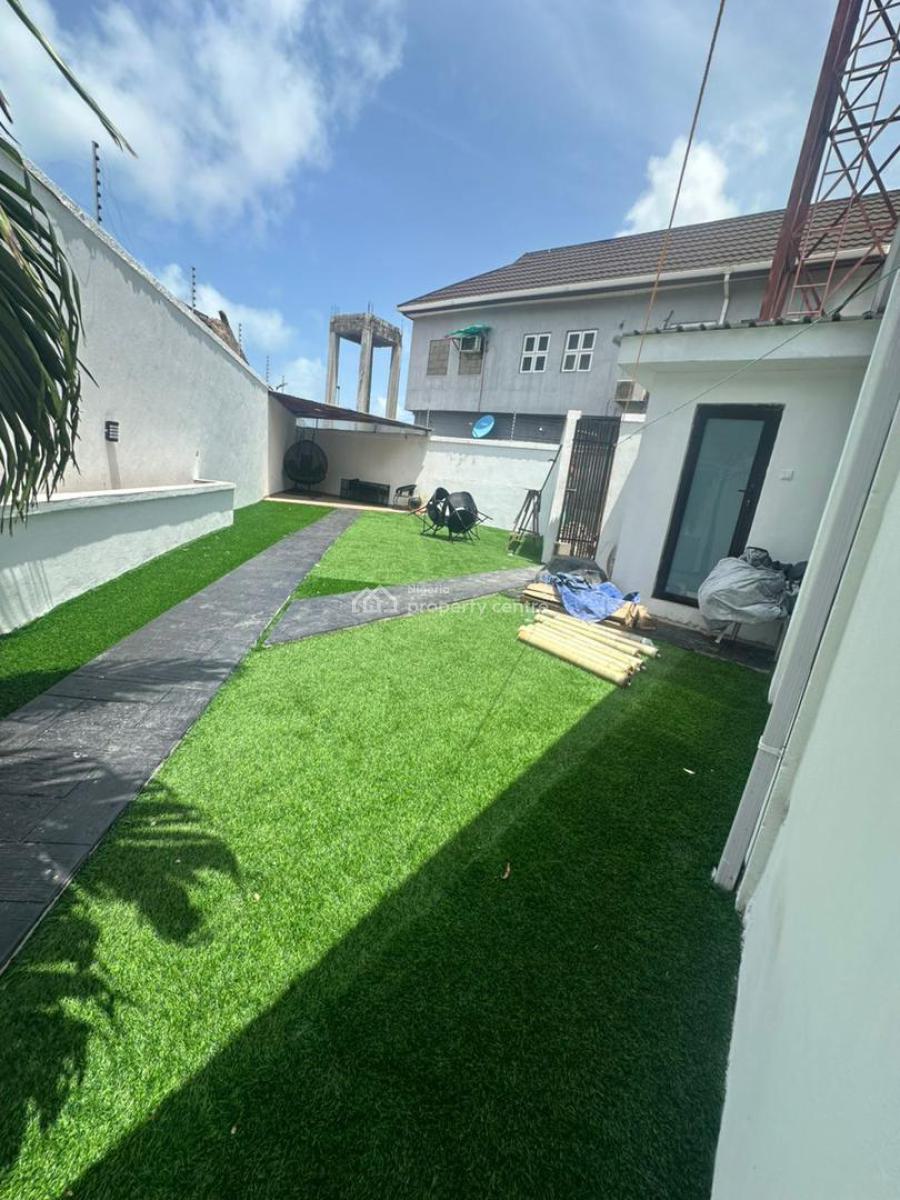 Spacious 4 Bedroom Terrace Duplex in a Well Secured Estate !!, Oniru, Victoria Island (vi), Lagos, Terraced Duplex for Sale