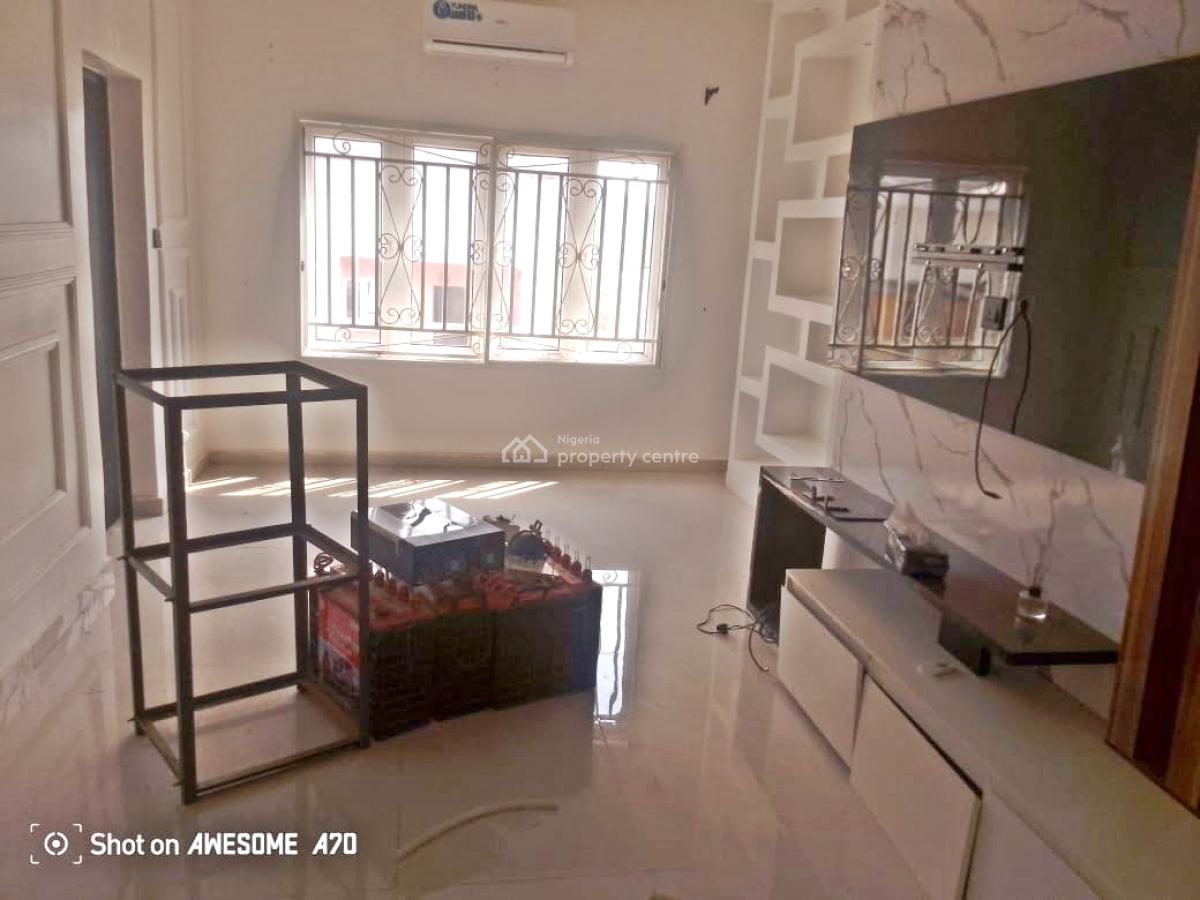 Clean 3 Bedroom Flat in a Serene and Secured Estate, Katampe Main, Katampe, Abuja, Flat / Apartment for Rent