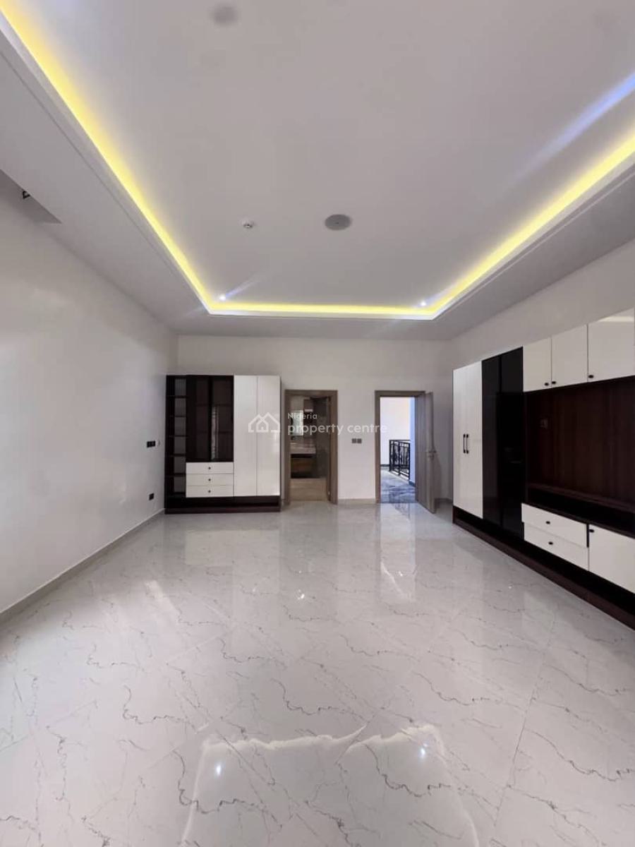 Solidly Built Massive 7 Bedrooms Detached Duplex with 2 Bed Guest Cha, Jabi, Jabi, Abuja, Detached Duplex for Sale