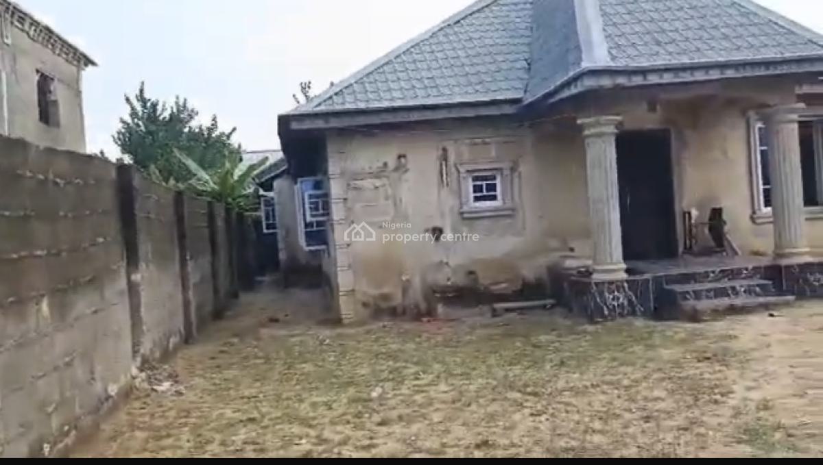Four (4) Bedroom Flat in a Serene Estate with Maximum Security., Oba Olaide Estate, Ibeshe, Ikorodu, Lagos, House for Sale