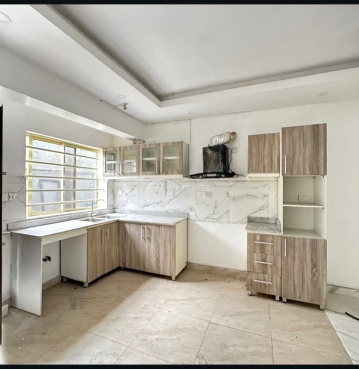 4 Bedroom Well Built Terrace Duplex, Surulere, Surulere, Lagos, Terraced Duplex for Sale