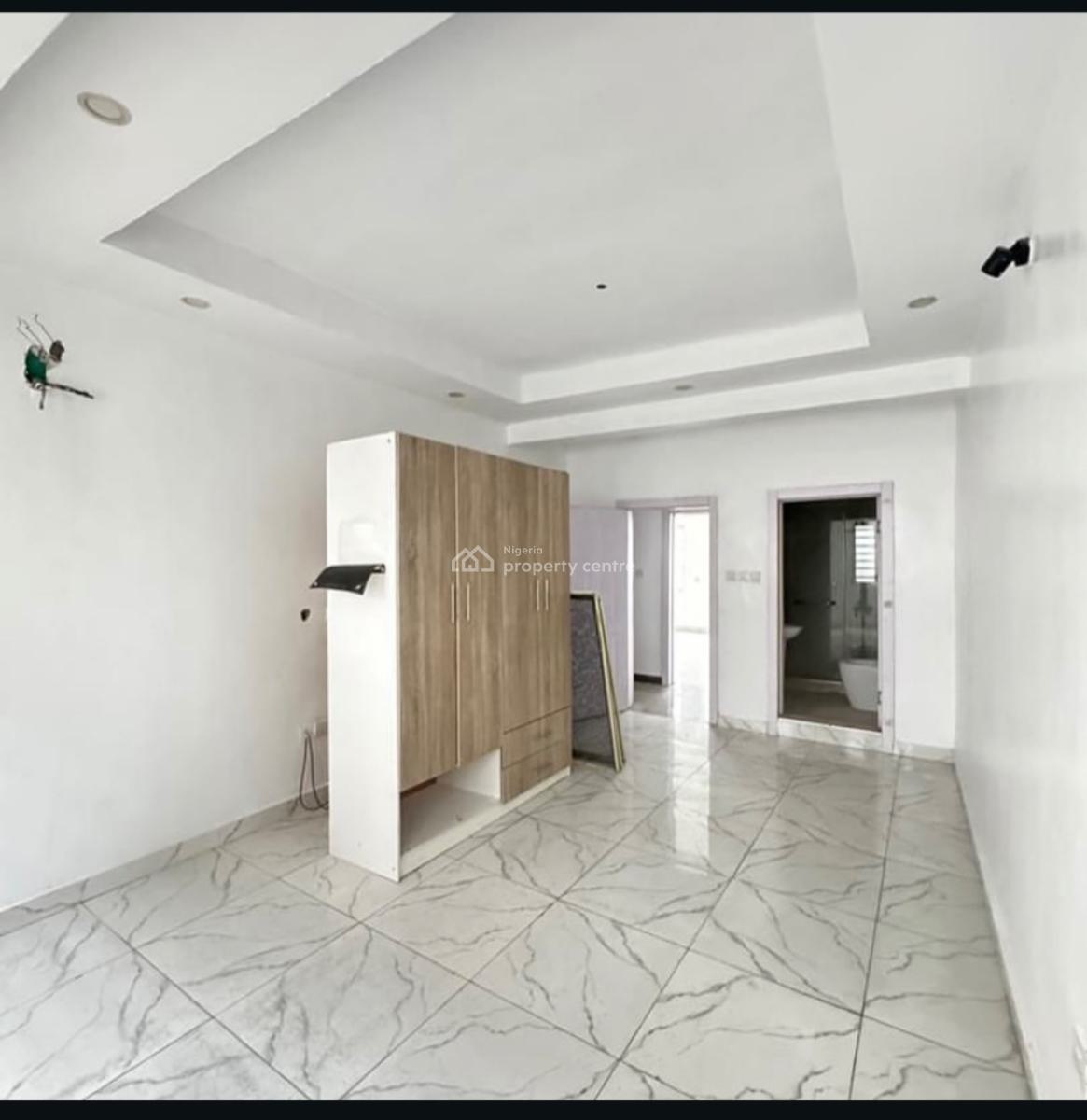 4 Bedroom Well Built Terrace Duplex, Surulere, Surulere, Lagos, Terraced Duplex for Sale