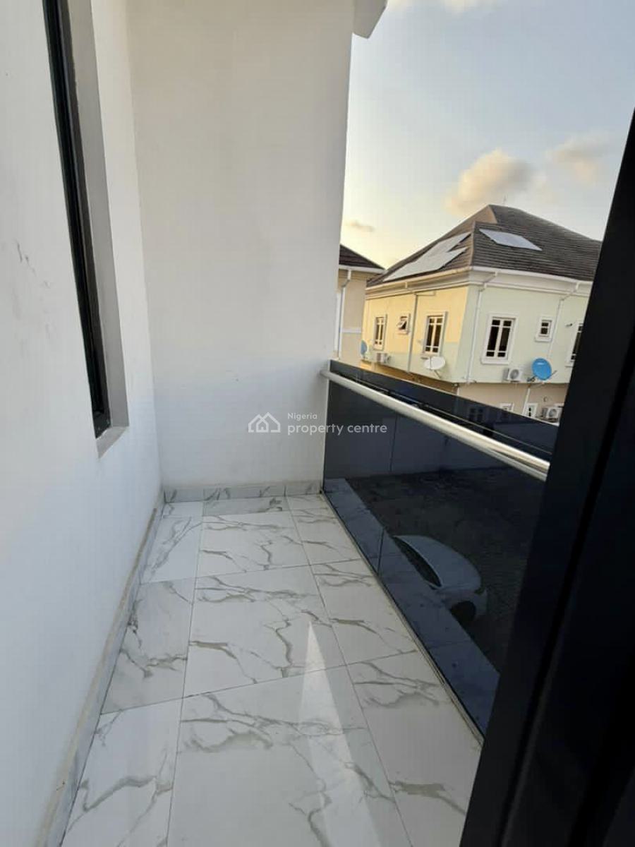 Good Deal! Most Affordable Exquisite 2 Bedroom Apartment with Bq, Chevron Lekki, Lekki, Lagos, Terraced Duplex for Sale
