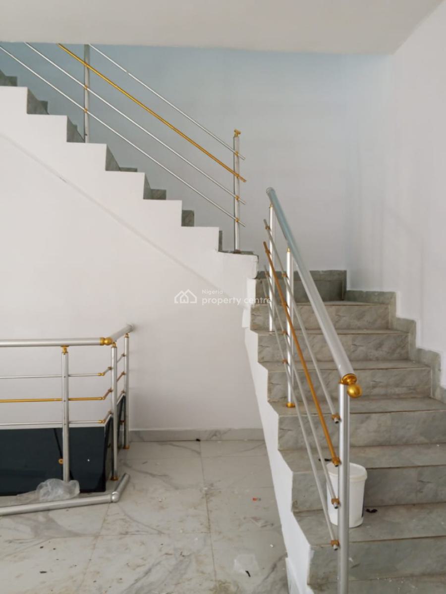Well Renovated 4bedroom Terrace Duplex 2 Floors Very Spacious, Ikota, Lekki, Lagos, Terraced Duplex for Rent