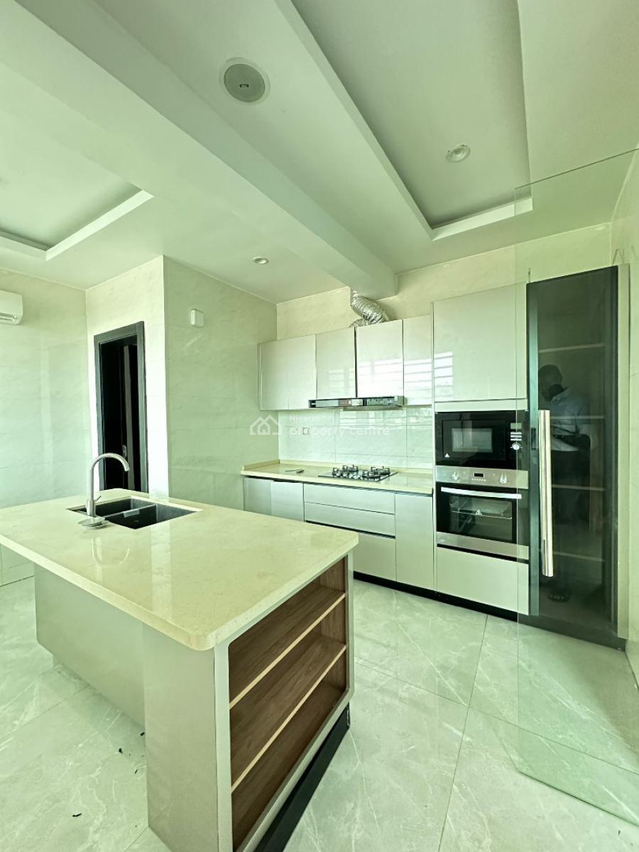 Massive 4 Bedroom Penthouse with an Elevator,gym,pool, Ikoyi, Lagos, Flat / Apartment for Sale