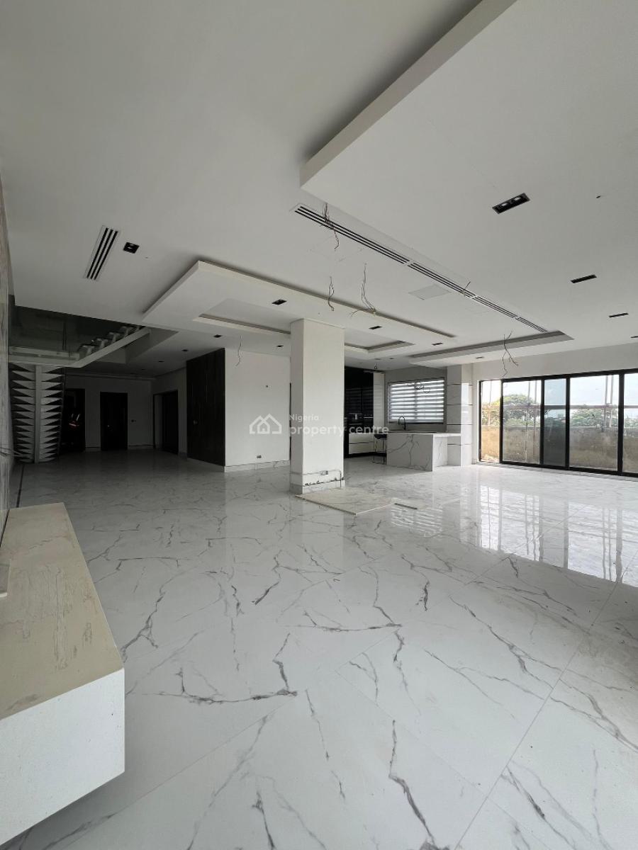 Excellent 5 Bedroom Penthouse with an Elevator,pool,gym, Ikoyi, Lagos, Flat / Apartment for Sale