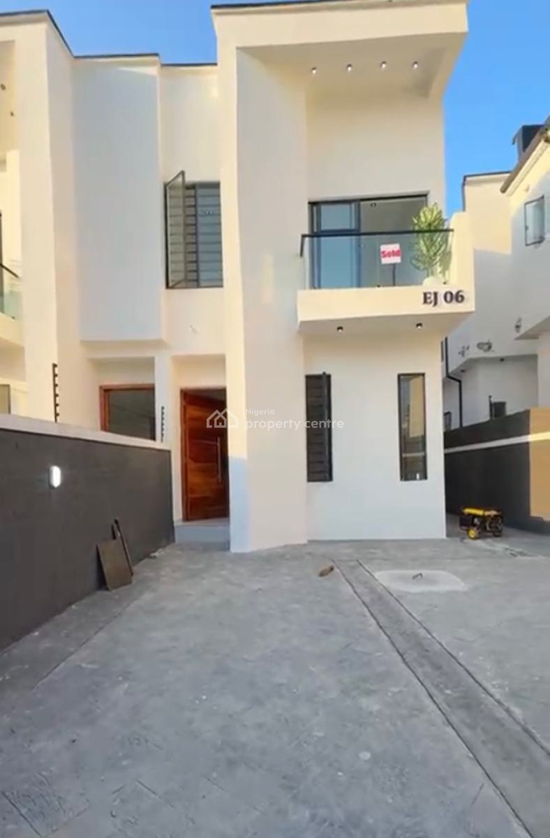 Luxury 4bedroom  Semi Detached House with Bq, Ikota Lekki Lagos, Lekki, Lagos, Semi-detached Duplex for Sale