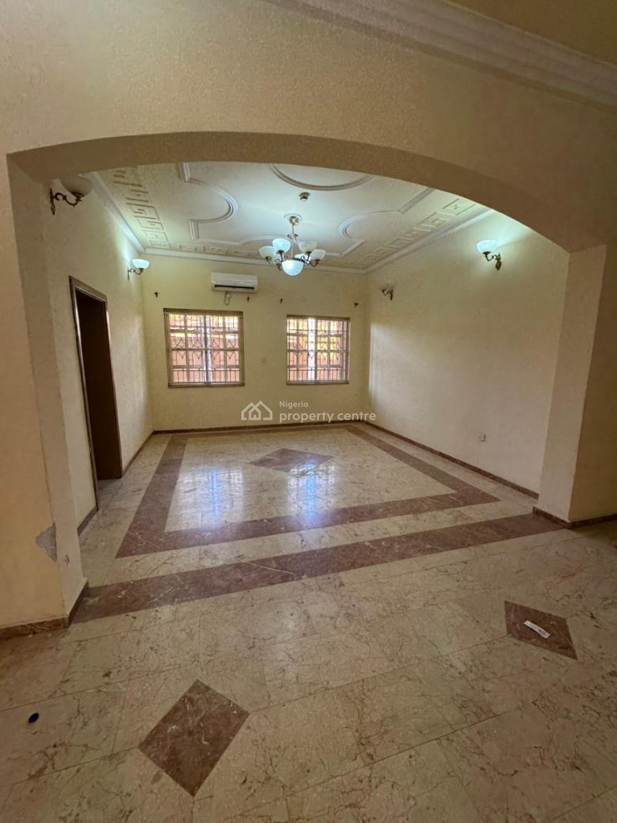 Standard 3 Bedroom Apartment, Maitama District, Abuja, Flat / Apartment for Rent