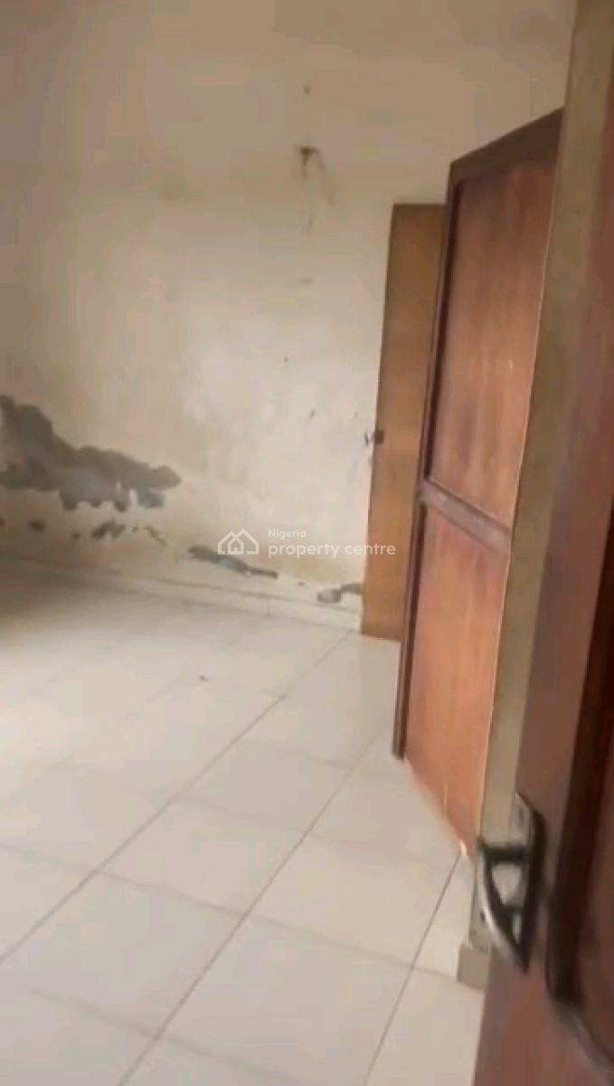 a Strategic Location of a Bungalow Sitting on 420.660 Square Meters, Latif Fagbemi Street, Off Osinfolarin Street, Akoka, Yaba, Lagos, Block of Flats for Sale