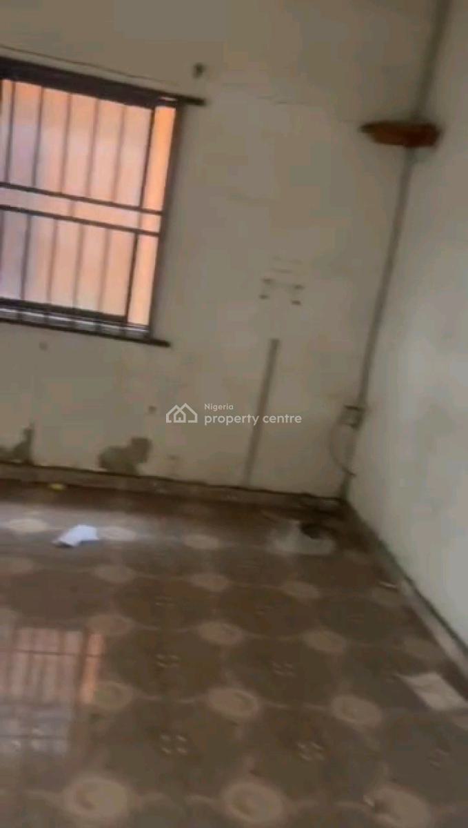 a Strategic Location of a Bungalow Sitting on 420.660 Square Meters, Latif Fagbemi Street, Off Osinfolarin Street, Akoka, Yaba, Lagos, Block of Flats for Sale