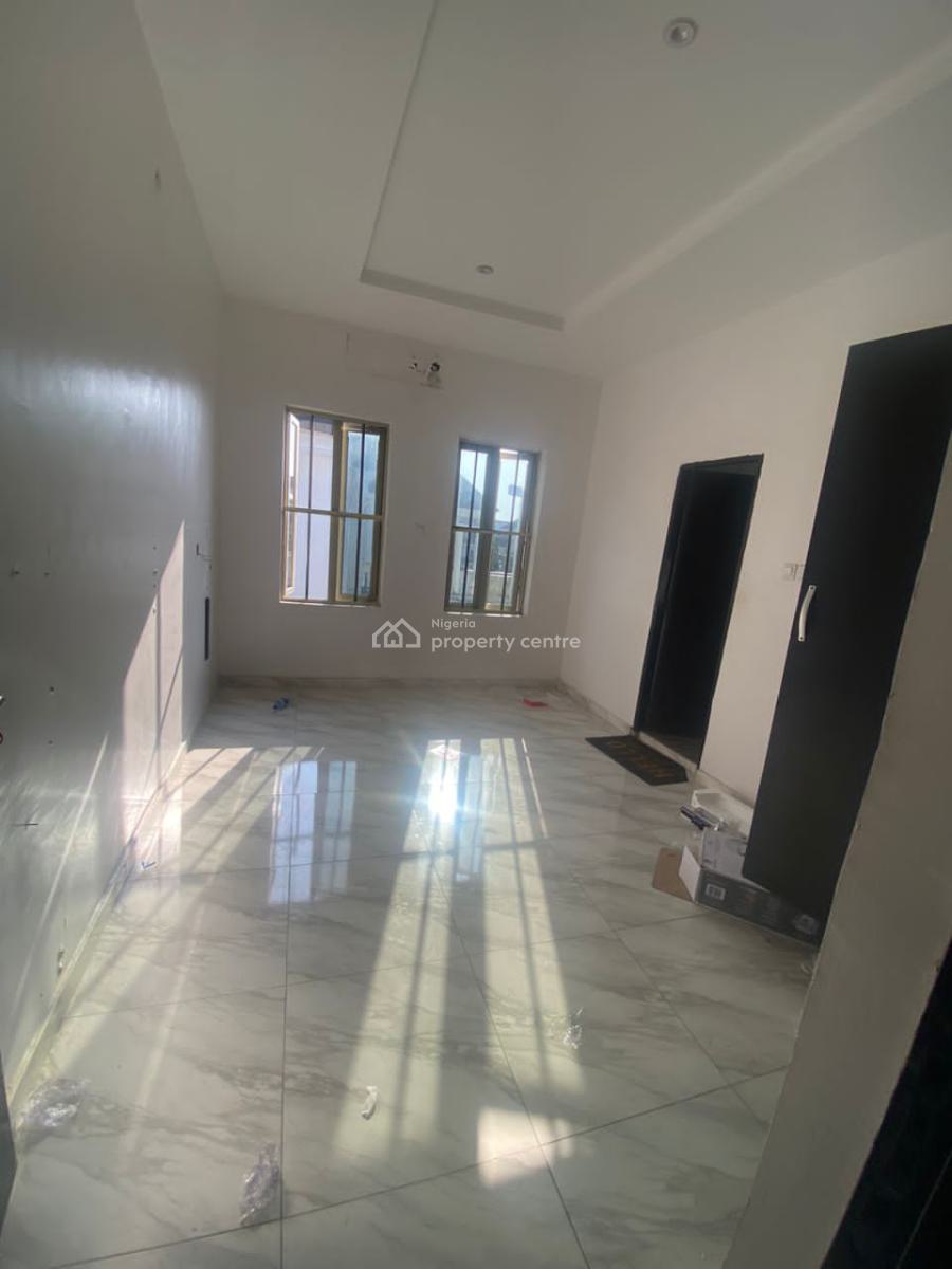 Sharp 2 Bedrooms Apartment, After Ogidan, Ajah, Lagos, Flat / Apartment for Rent