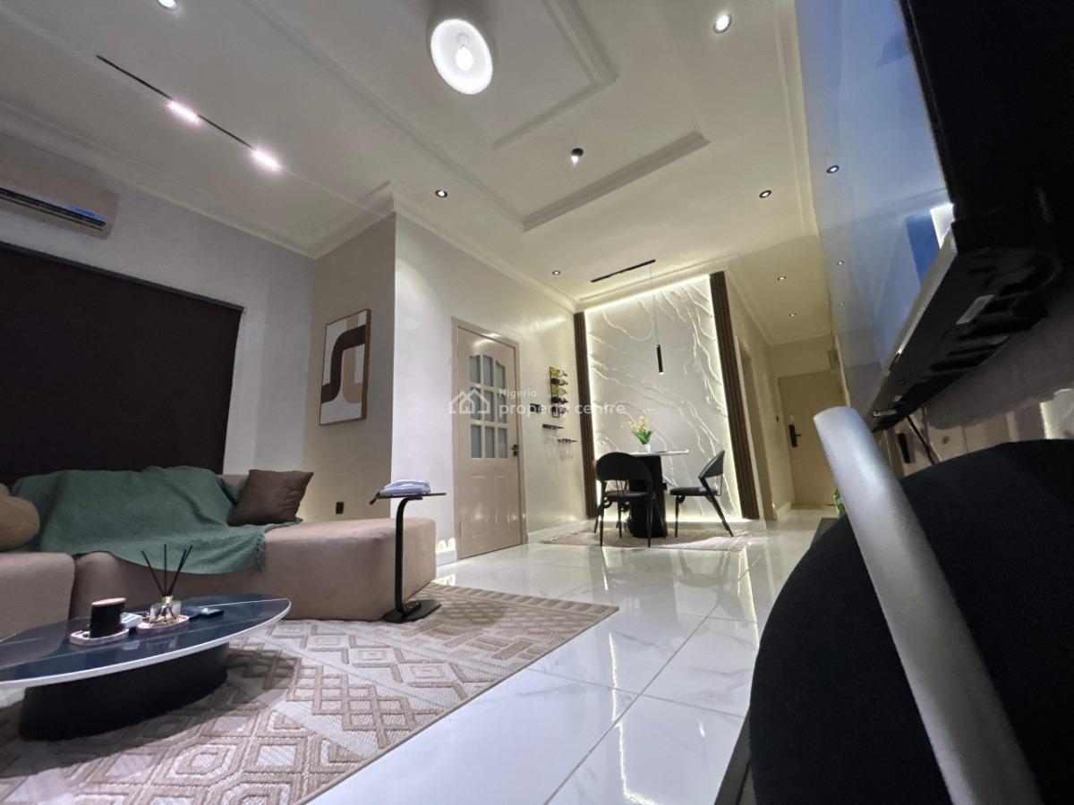 Luxury 1 Bedroom Apartment, Off Admiralty Way, Lekki Phase 1, Lekki, Lagos, Flat / Apartment Short Let
