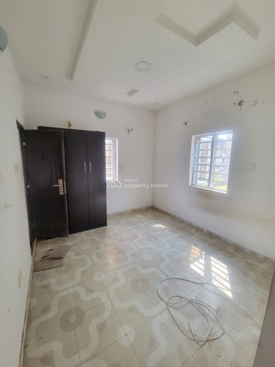 Sharp and Spacious 2 Bedroom Flat, Seaside Estate, Badore, Ajah, Lagos, Flat / Apartment for Rent