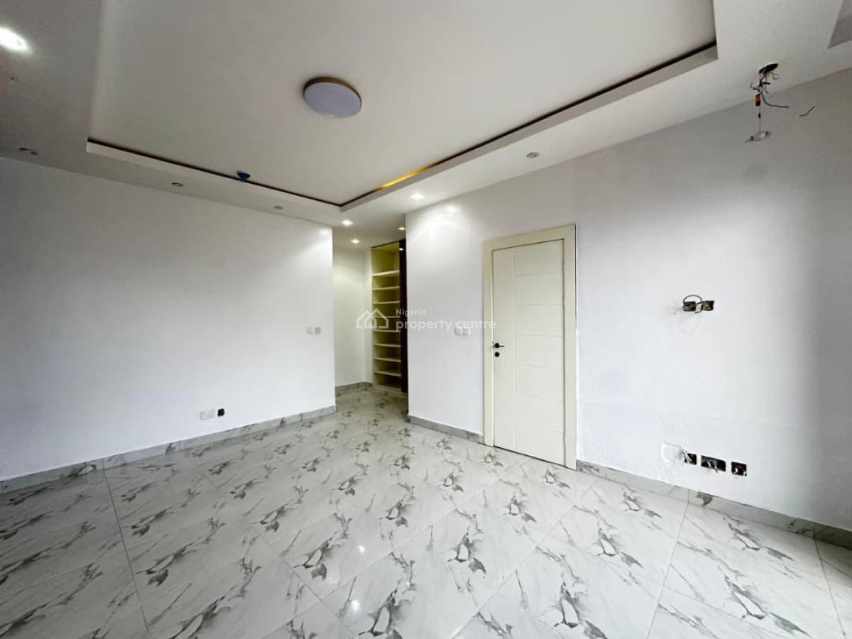 Tastefully Serviced 2 Bedroom Apartment in a Serene and Secured Estate, Lekki Phase 1, Lekki, Lagos, Flat / Apartment for Rent