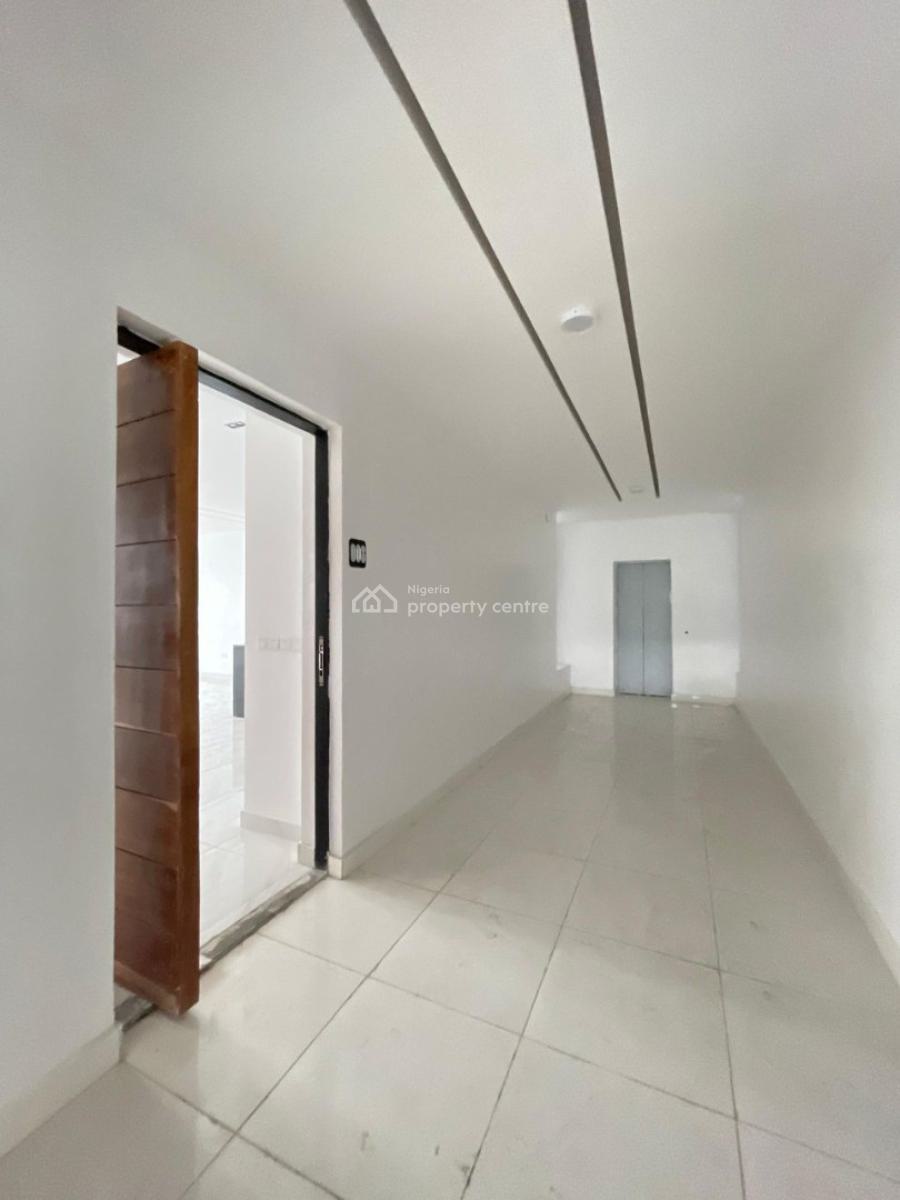 Tastefully Finished 4 Bedroom Maisonette House with Swimming Pool and Gym, Lekki Phase 1, Lekki, Lagos, Block of Flats for Sale