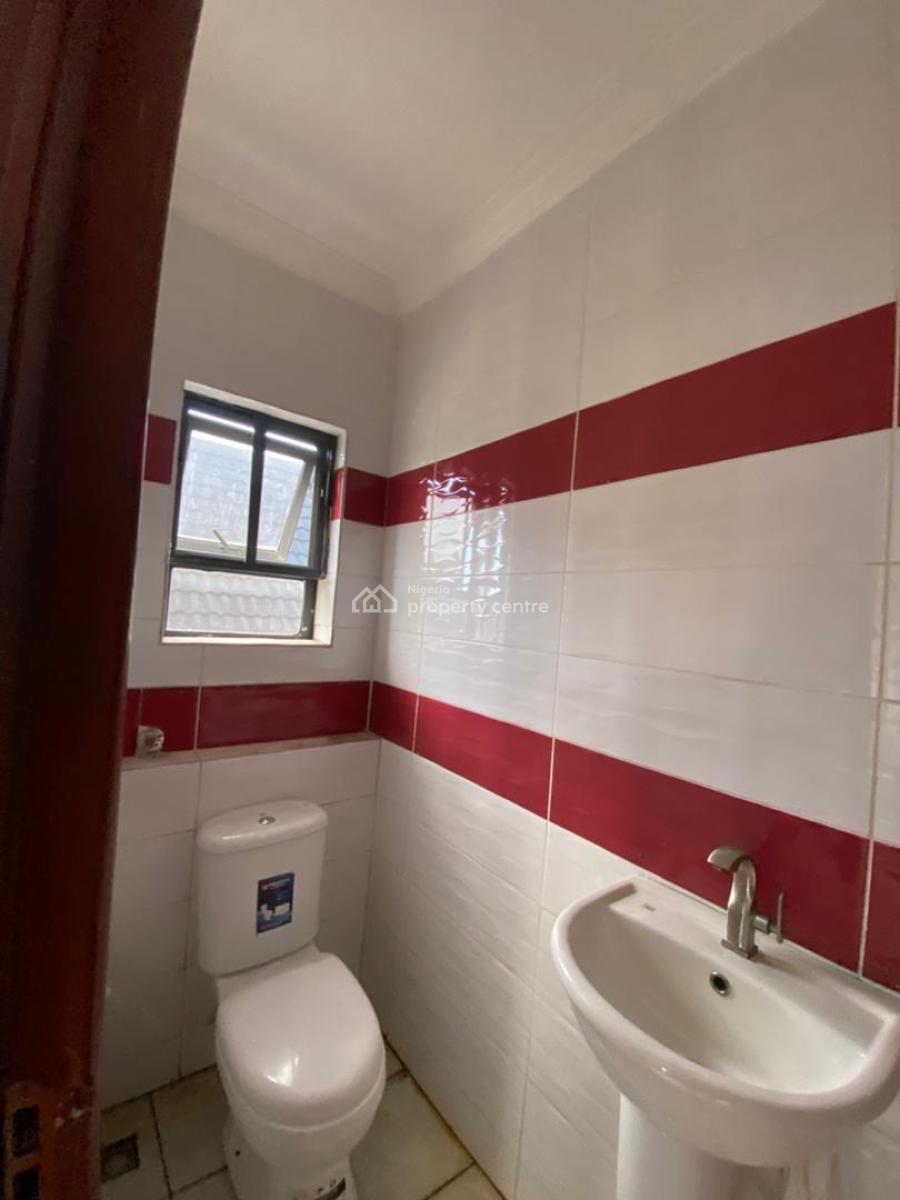 Serviced 3 Bedroom Apartment Upstairs, Sangotedo Ajah Lagos, Sangotedo, Ajah, Lagos, Flat / Apartment for Rent