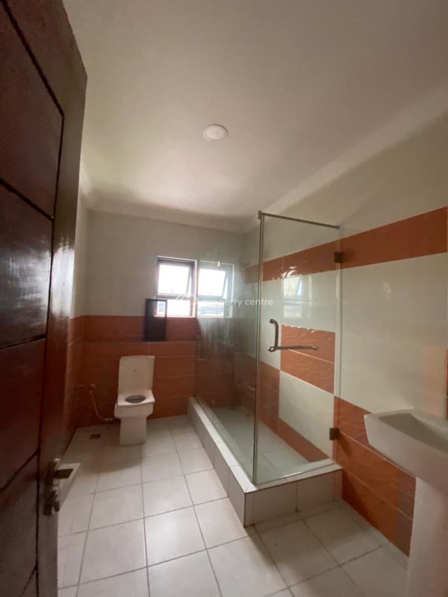 Serviced 3 Bedroom Apartment Upstairs, Sangotedo Ajah Lagos, Sangotedo, Ajah, Lagos, Flat / Apartment for Rent