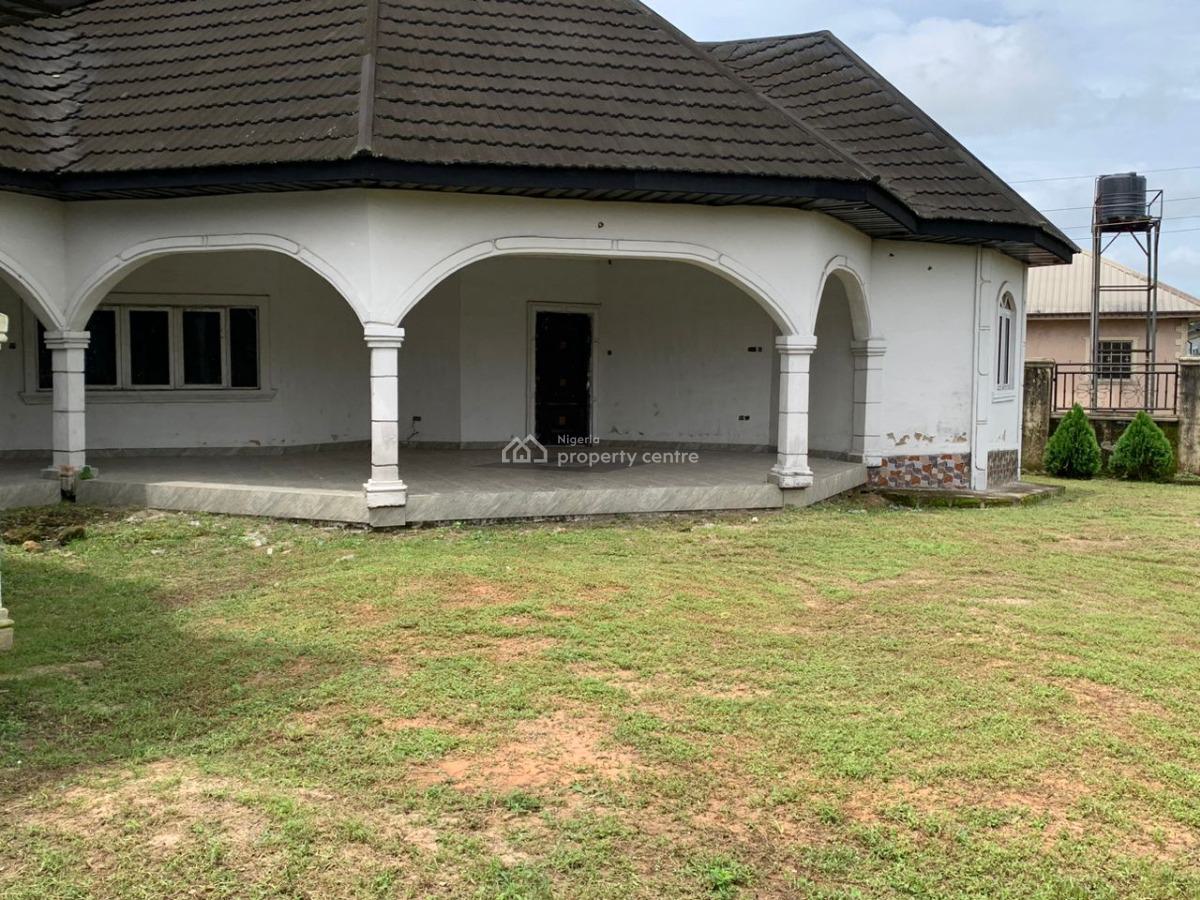 5 Bedroom Bungalow, Off Amukpe Road, Sapele, Delta, Detached Bungalow for Sale