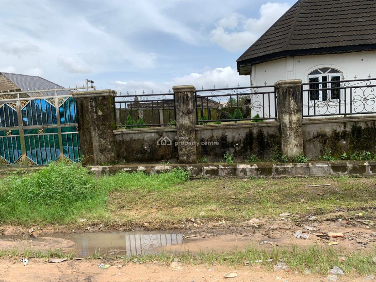 5 Bedroom Bungalow, Off Amukpe Road, Sapele, Delta, Detached Bungalow for Sale