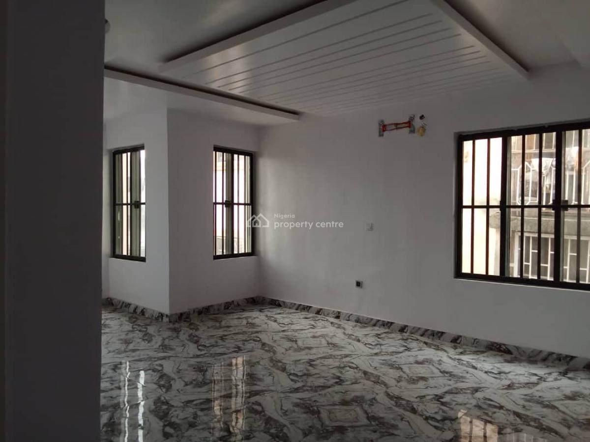 Spacious 5 Bedroom Semi Detached + Bq, Yaba, Lagos, Semi-detached Duplex for Sale