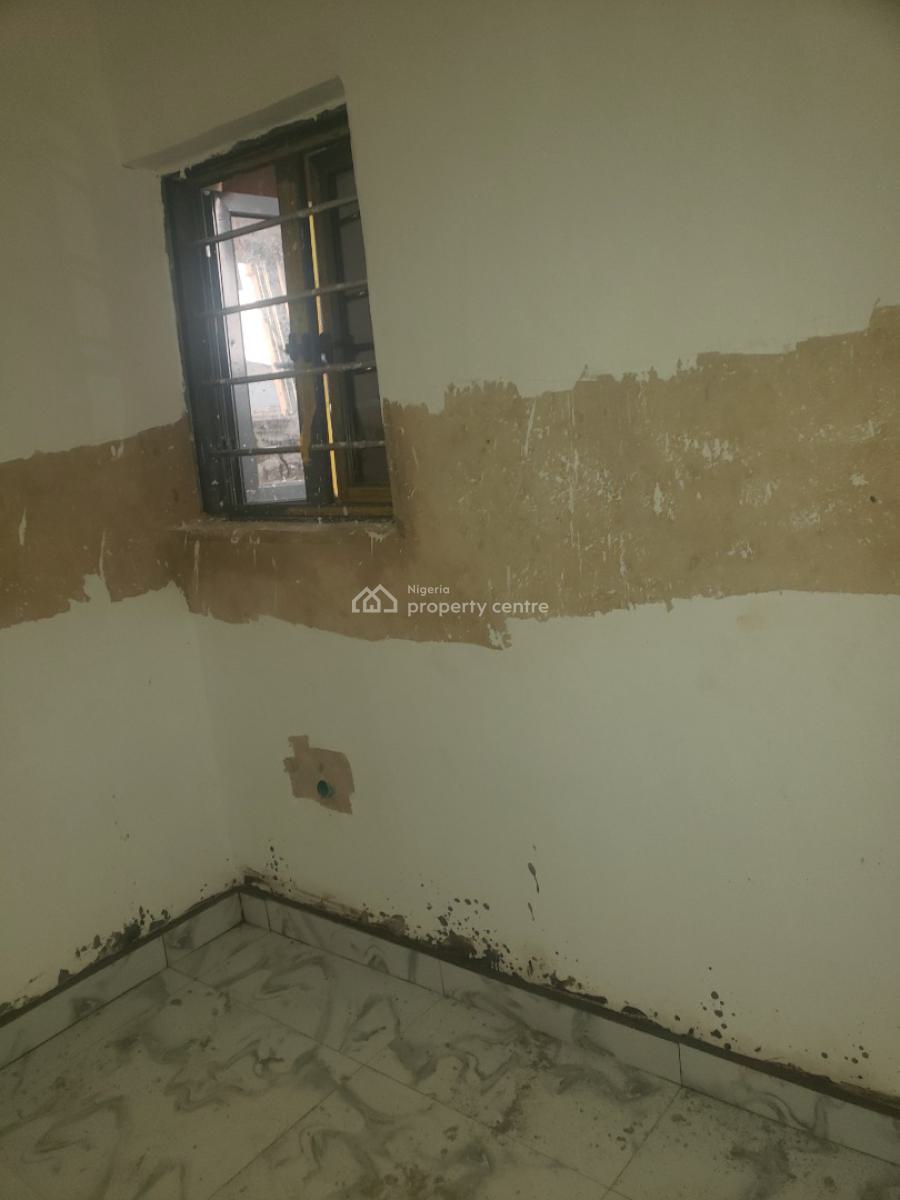 Nice Standard a Self Contain, Off Odunsi, Gbagada Phase 2, Gbagada, Lagos, Self Contain (single Rooms) for Rent