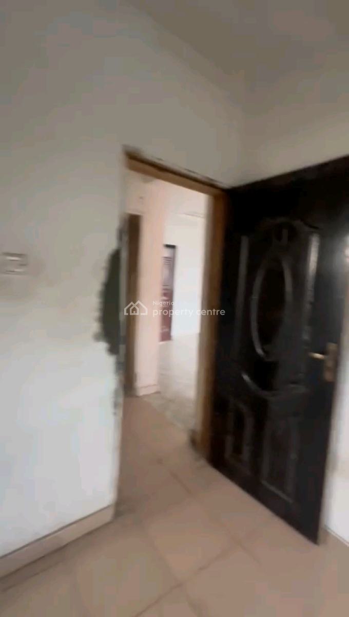 an Up Floor 2-bedroom Flat at Ilaje Bariga .., Ilaje, Bariga, Shomolu, Lagos, Flat / Apartment for Rent