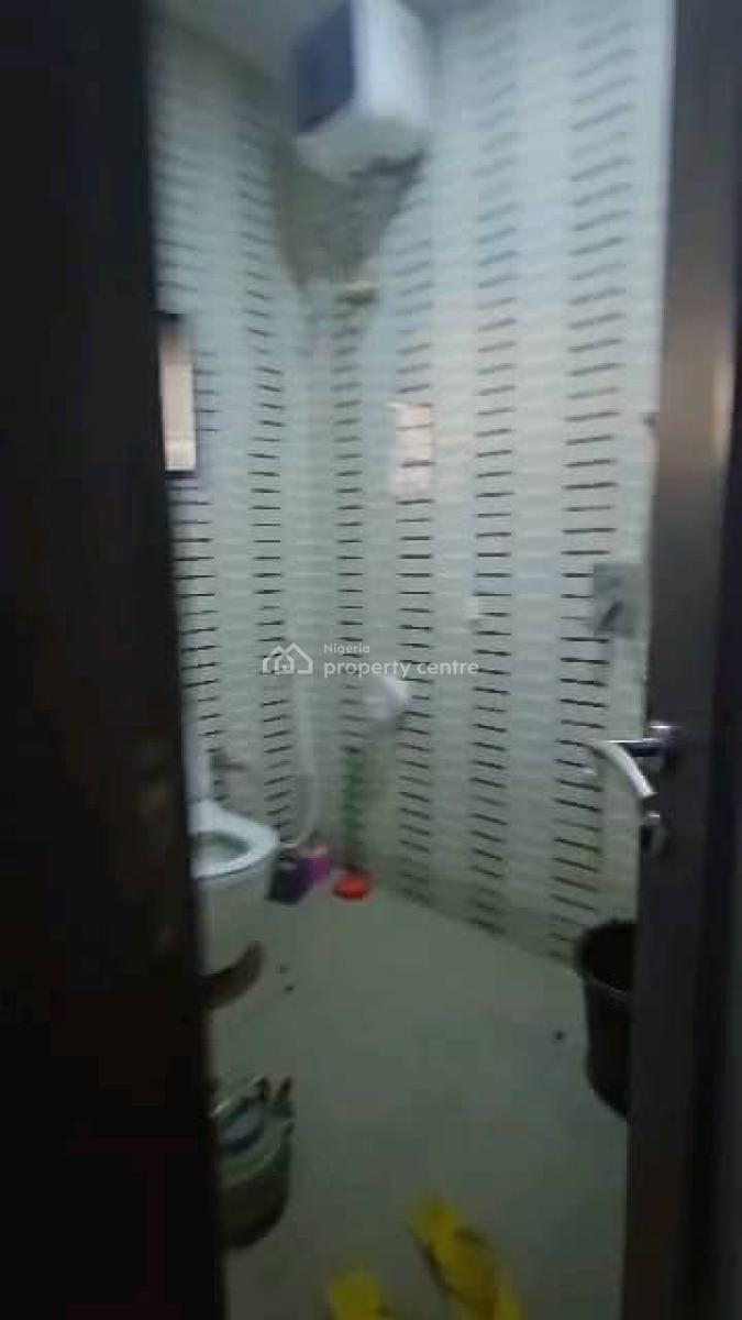 3 Bedroom Bungalow Main Building, Gwarinpa, Abuja, Detached Bungalow for Rent