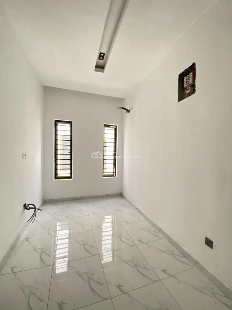 1 Bedroom Apartment, Ologolo, Ologolo, Lekki, Lagos, Flat / Apartment for Rent