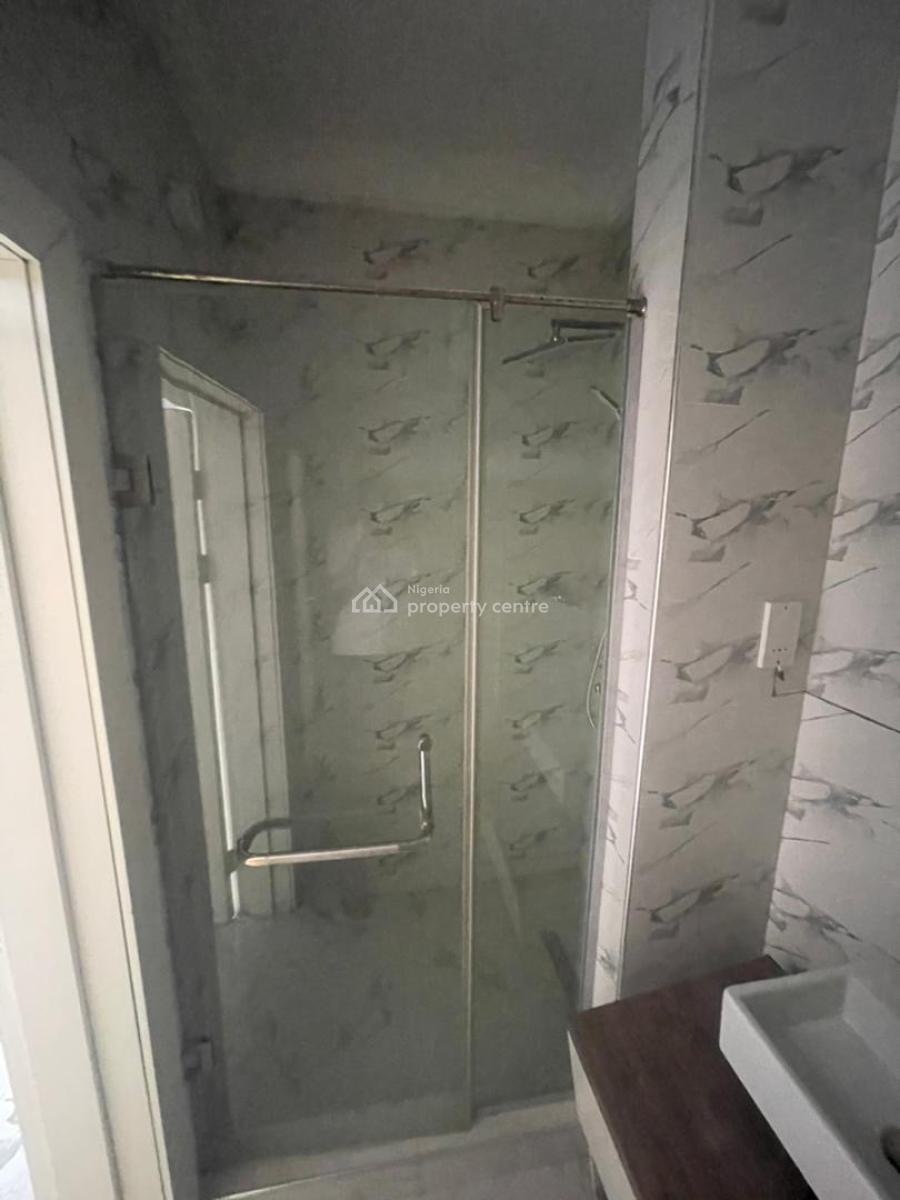 Fully Serviced Standard Luxury 2bedrooms Apartment with Pool & Gym, Periwinkle Estate, Lekki Phase 1, Lekki, Lagos, Flat / Apartment for Rent