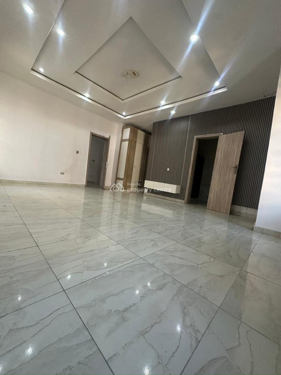 Luxury Spacious Master Bedroom, Royal Pine Estate Orchid Road, Lekki, Lagos, Self Contain (single Rooms) for Rent