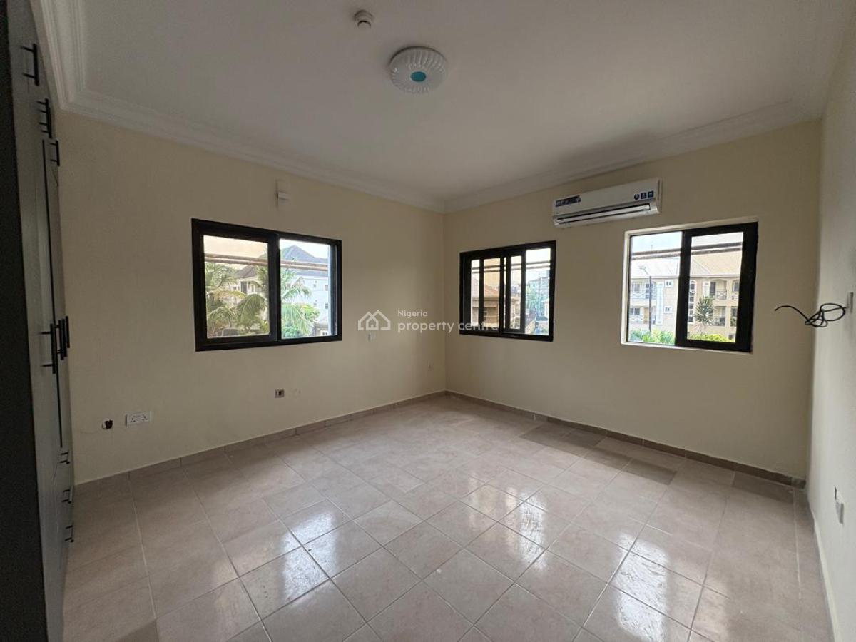 Exclusive Block of 14 Modern 3-bedroom Flats with Bq, Lekki Phase 1, Lekki, Lagos, Flat / Apartment for Rent