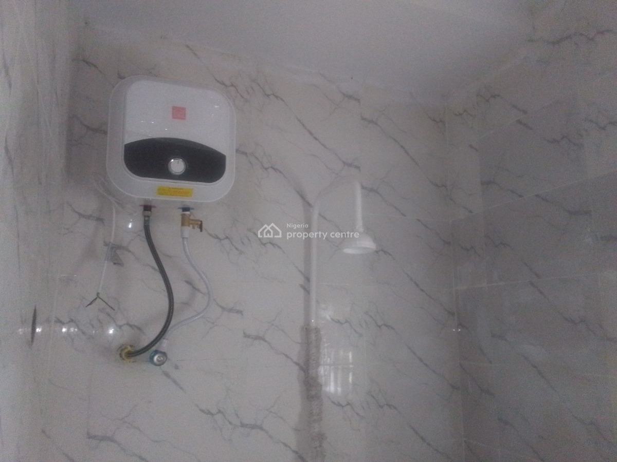 Newly Buildt Spacious Luxury 1 Bedroom Flat with Excellent Features, Victory Estate Road, Ogombo, Ajah, Lagos, Mini Flat (room and Parlour) for Rent
