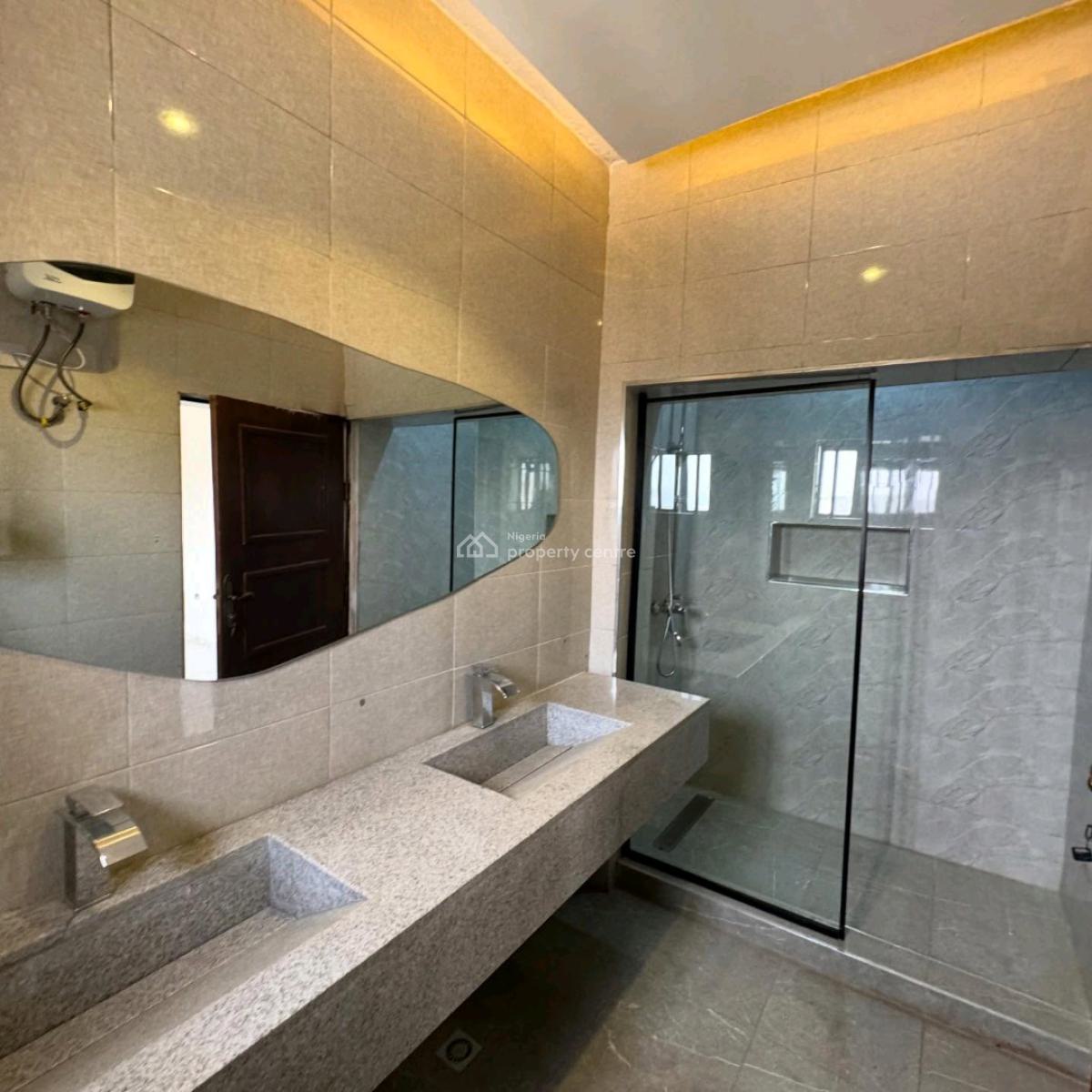 Well Spacious Renovated 3 Bedrooms Flat, Maitama District, Abuja, House for Rent