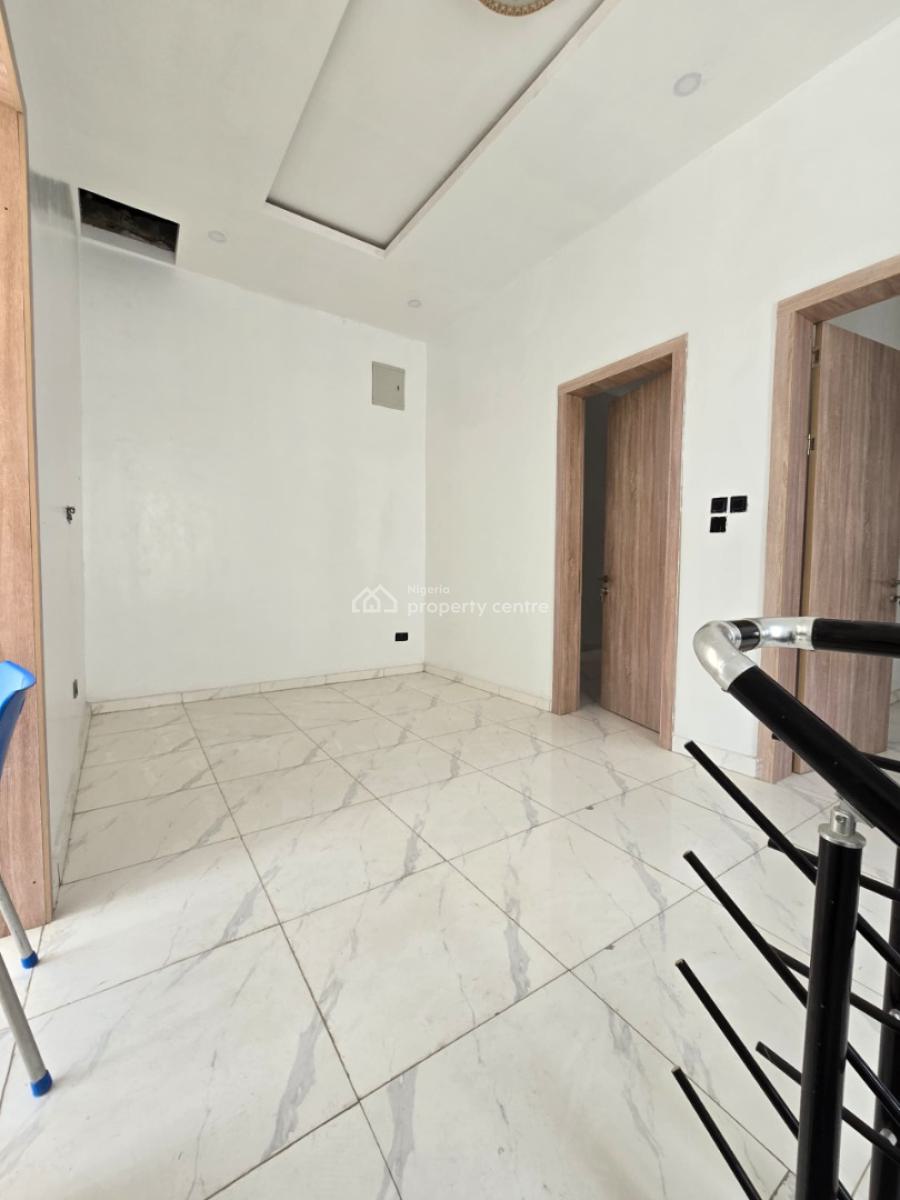 Cornerpiece Spacious 4 Bedroom Terrace Duplex with Bq, Ikota, Lekki, Lagos, Terraced Duplex for Sale
