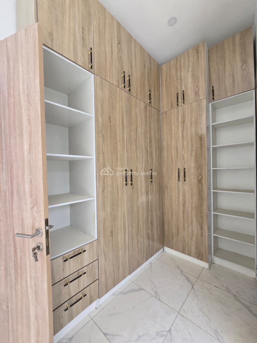 Cornerpiece Spacious 4 Bedroom Terrace Duplex with Bq, Ikota, Lekki, Lagos, Terraced Duplex for Sale