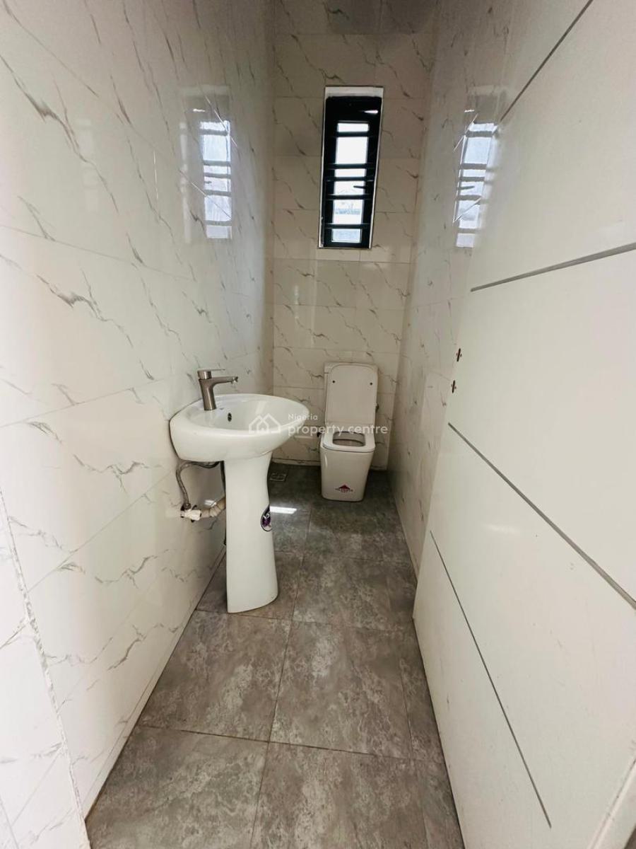 Elegantly 5 Bedroom Fully Detached Duplex with Bq, Gra Phase 2, Magodo, Lagos, House for Sale