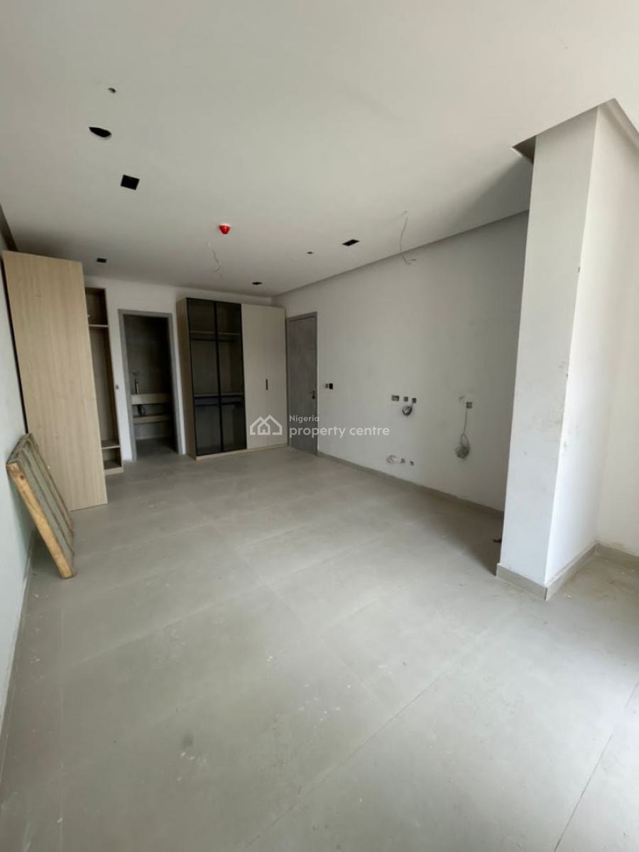 Beautifully Built 3 Bedroom Flat, Lekki Phase 1, Lekki, Lagos, Flat / Apartment for Sale