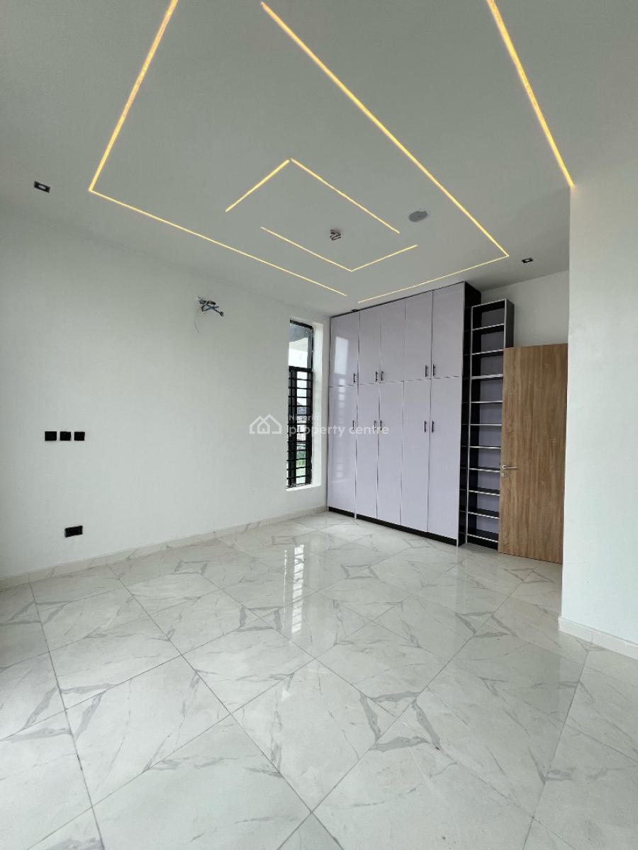 Self Compound 3bedroom Terraced Duplex with Bq in a Serene Environment, Ikota, Lekki, Lagos, Terraced Duplex for Sale