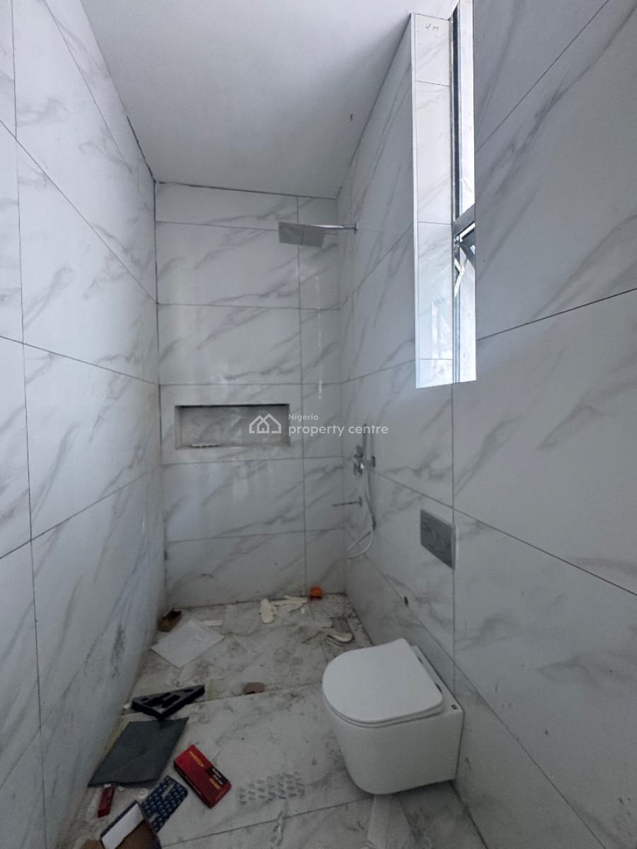 Newly Built One (1) Bedroom Apartment, Lekki Phase 1, Lekki, Lagos, Flat / Apartment for Sale