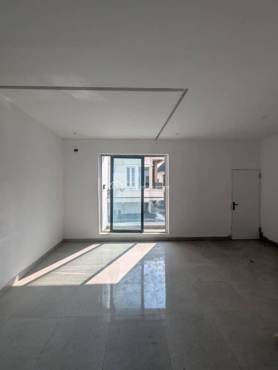 Two Bedroom Apartment with Communal Pool & Gym, Ologolo, Lekki, Lagos, Flat / Apartment for Rent