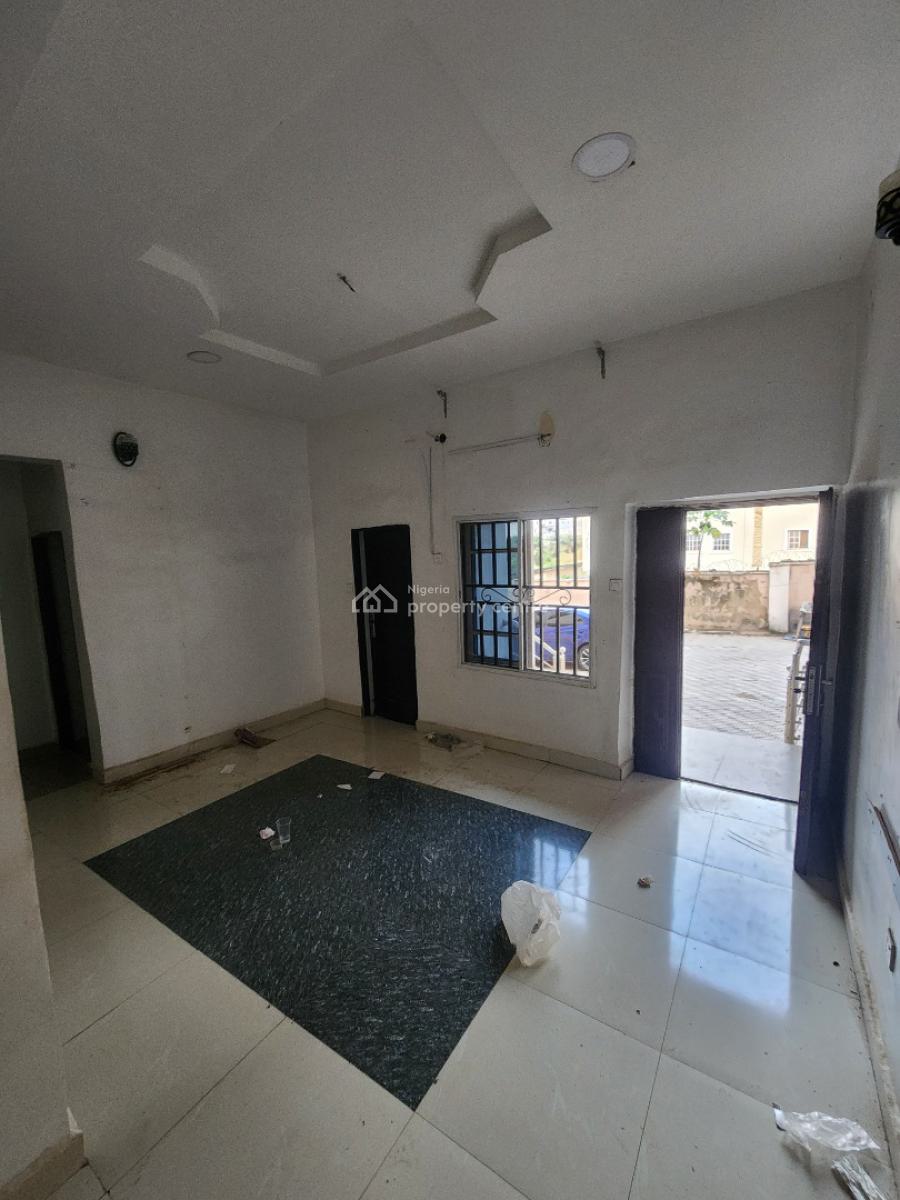 Luxury Two Bedroom Block of Flat, News Engineering Dawaki, Dawaki, Gwarinpa, Abuja, Flat / Apartment for Rent