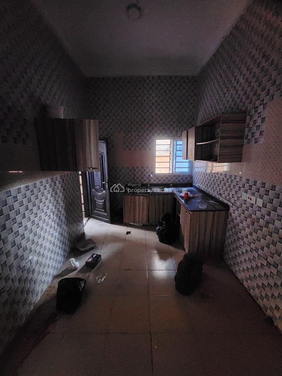 Luxury Two Bedroom Block of Flat, News Engineering Dawaki, Dawaki, Gwarinpa, Abuja, Flat / Apartment for Rent